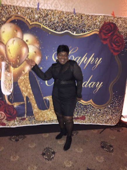 Meet your Posher, Cassandra - Picture 1 of 1